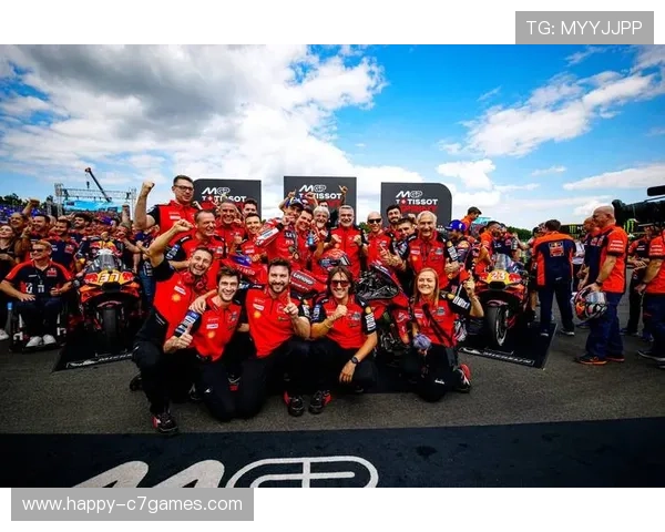 MotoGP赛季迎来激烈角逐 新一轮比赛将决定年度冠军归属